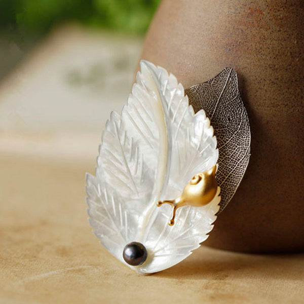 Natural Black Pearl Leaf snail shell Brooch, Fresh water, Real shell and copper
